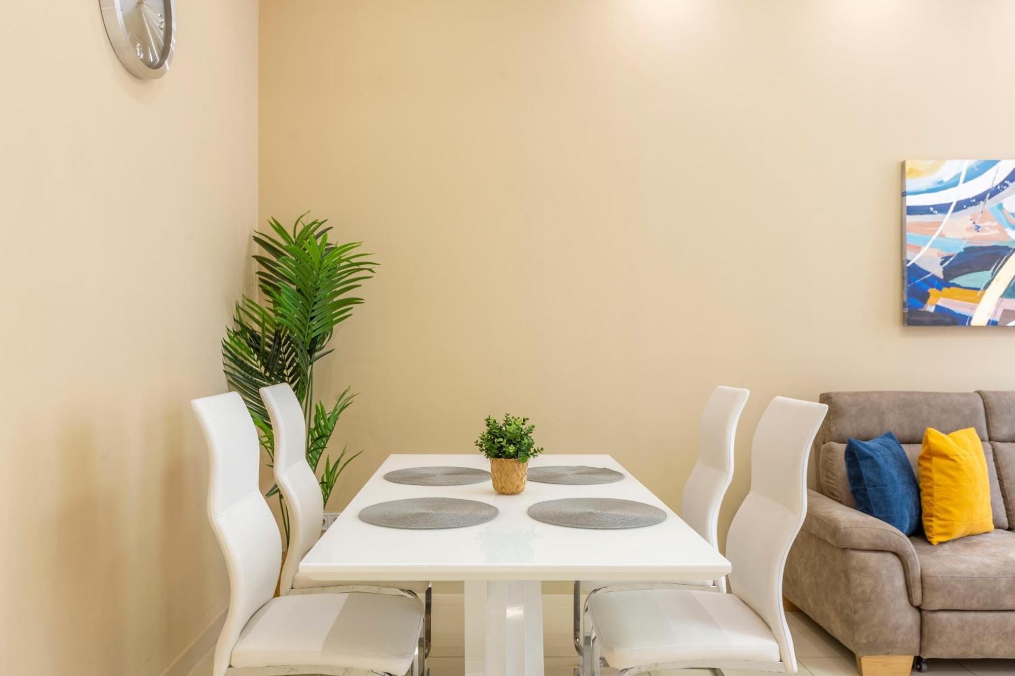 Spacious Bajcsy Residence In The Heart Of Budapeszt Zewnętrze zdjęcie