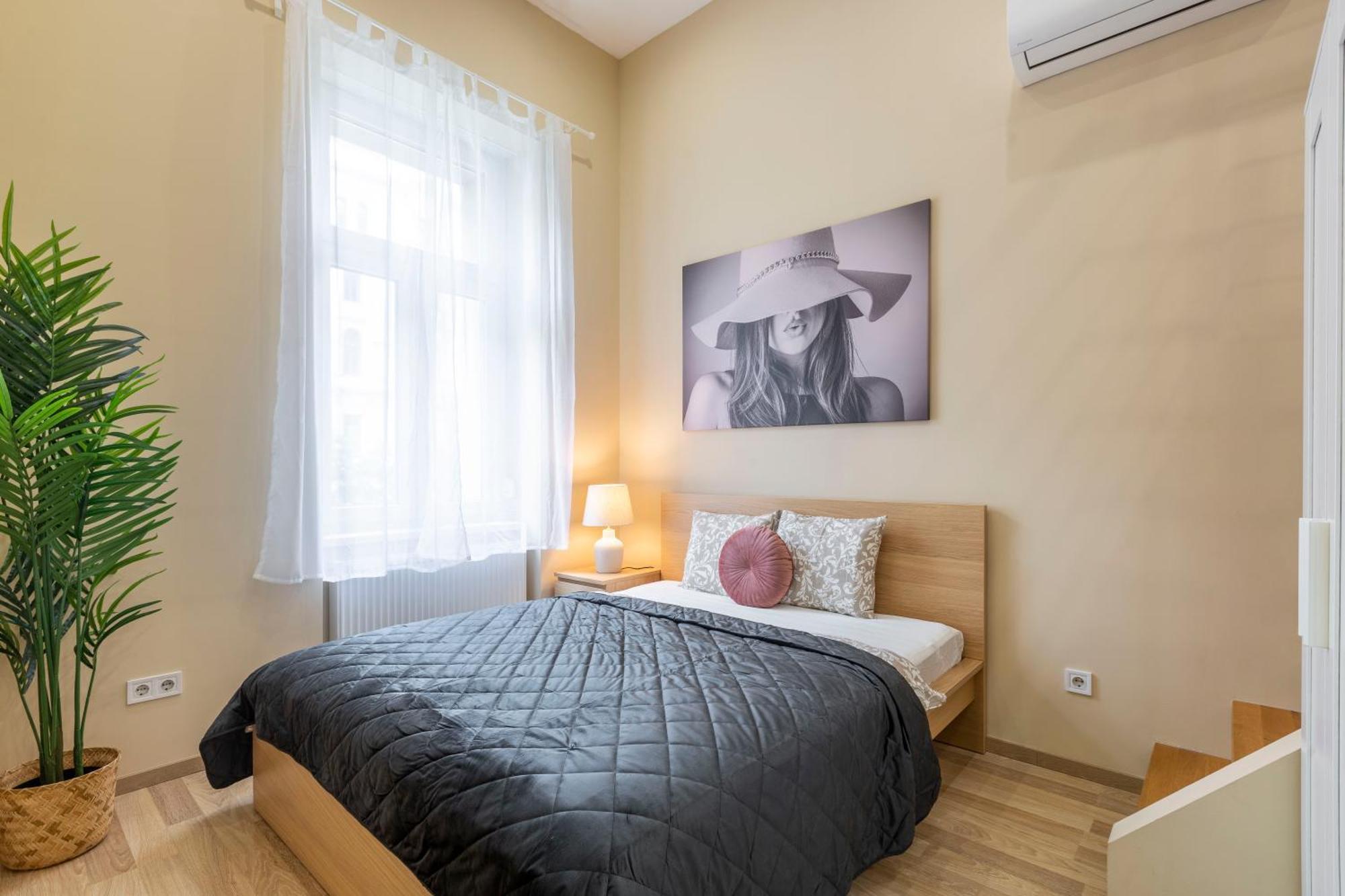 Spacious Bajcsy Residence In The Heart Of Budapeszt Zewnętrze zdjęcie